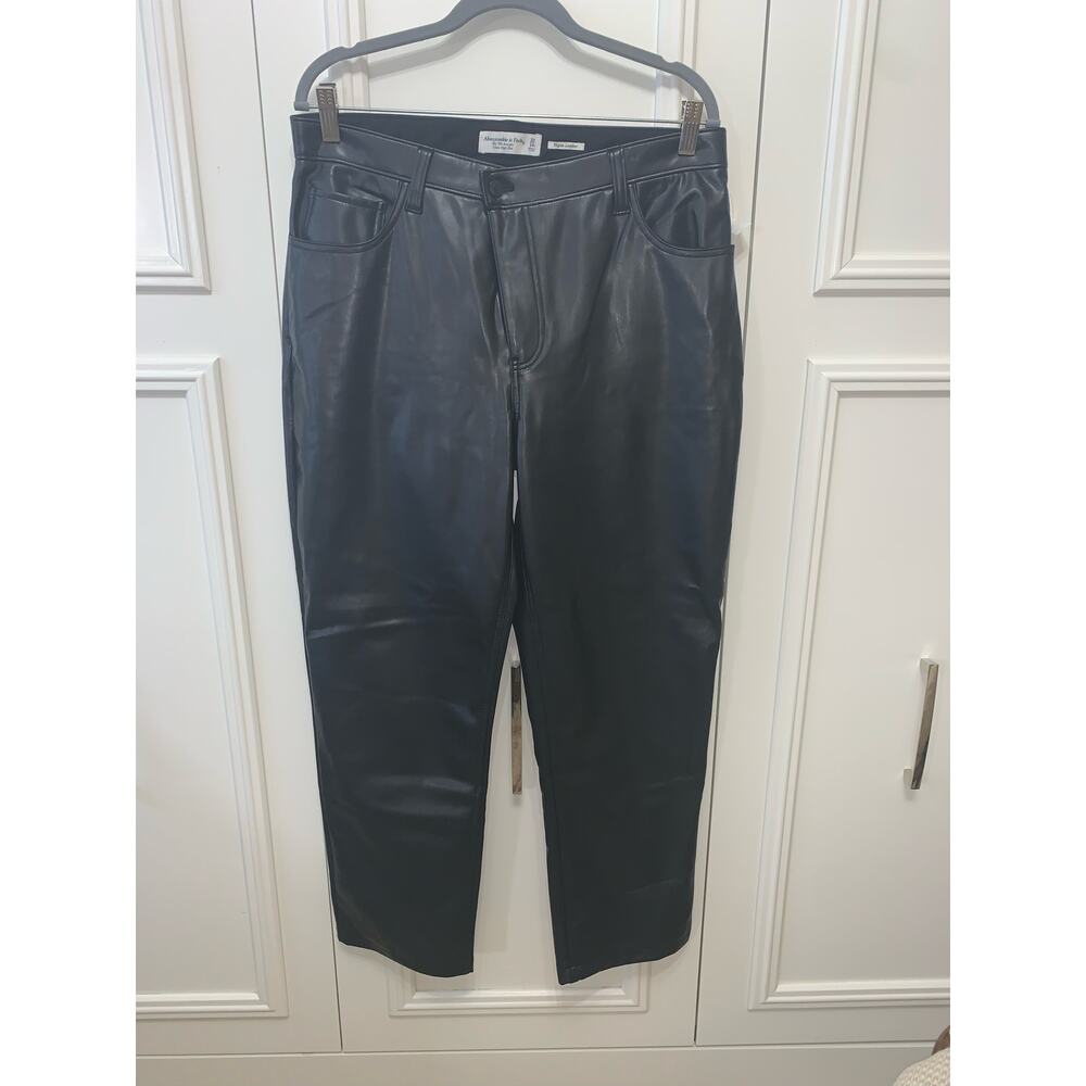 Abercrombie & Fitch‎ Women's Black High Rise Leather Straight Pants Size 14